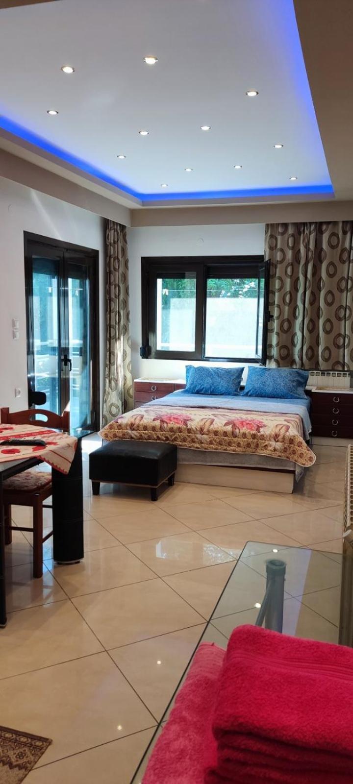 Dimos Bungalows Palaiontsiflikion Bagian luar foto