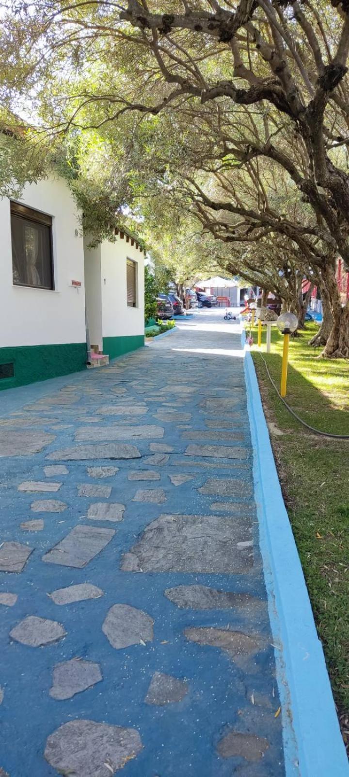 Dimos Bungalows Palaiontsiflikion Bagian luar foto