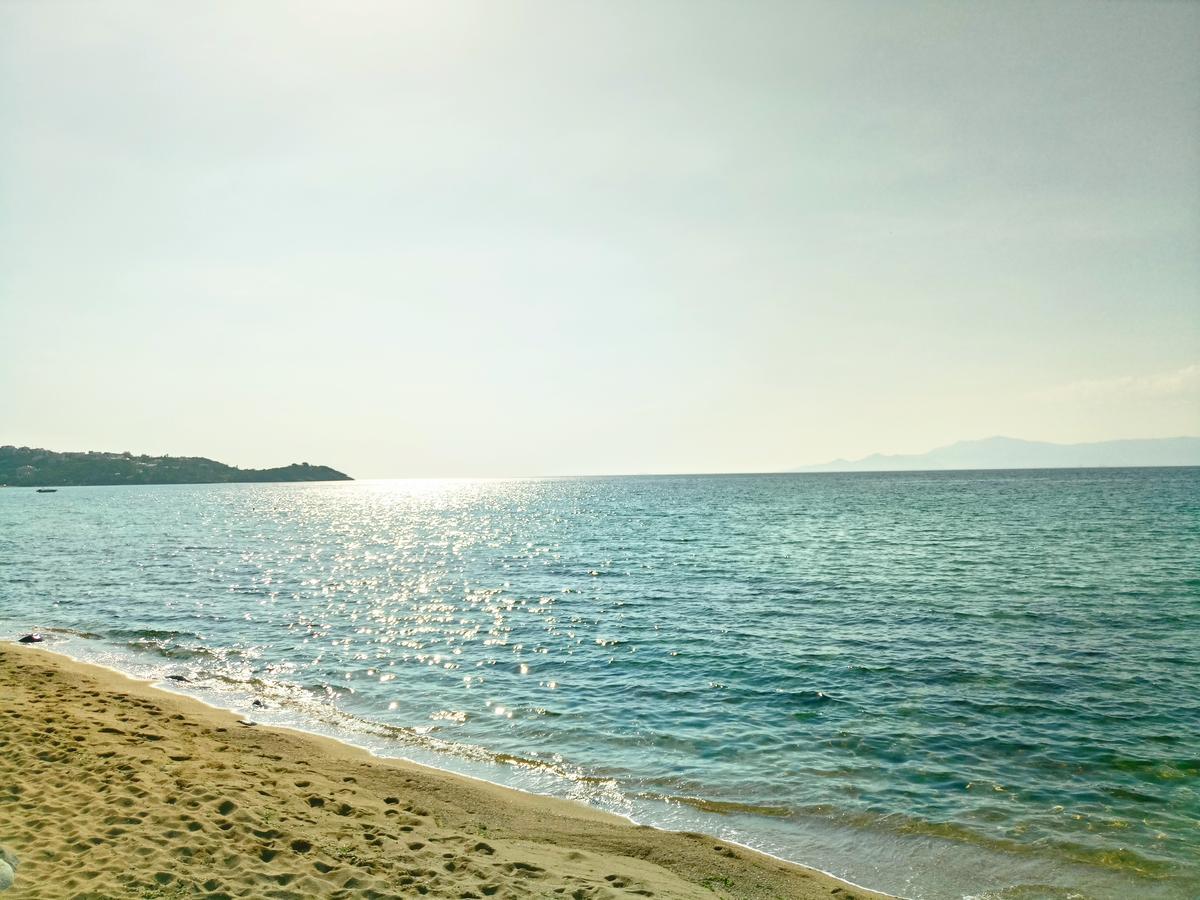 Dimos Bungalows Palaiontsiflikion Bagian luar foto