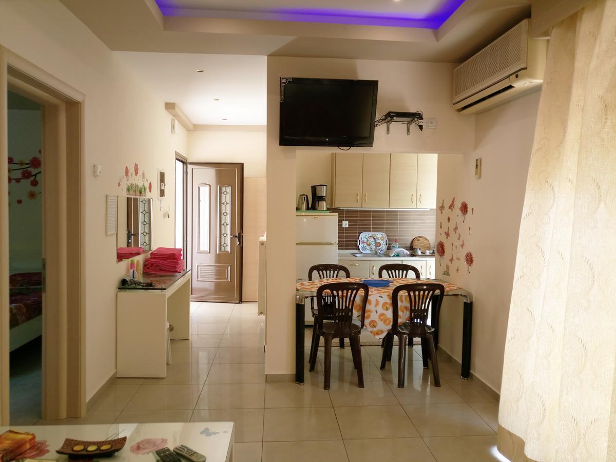 Dimos Bungalows Palaiontsiflikion Bagian luar foto